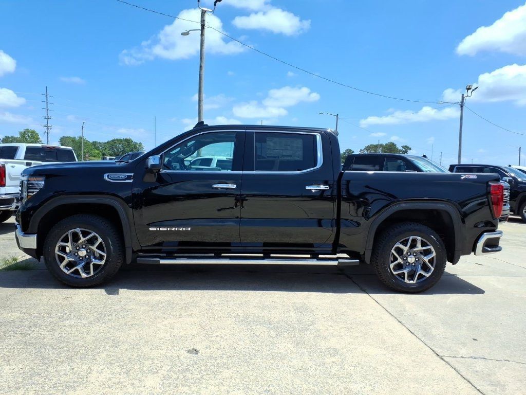 New 2026 GMC Sierra 1500 SLT w/ SLT Premium Plus Package AWD/4WD image 4