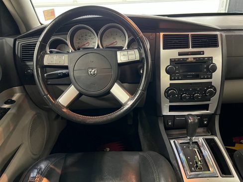 Used 2006 Dodge Charger R/T w/ Road/Track Performance Group RWD image 8
