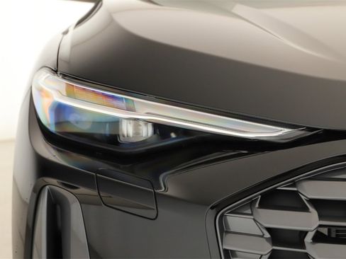 New 2025 Audi Q5 Prestige image 29