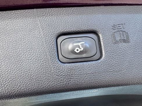 Used 2024 Ford Edge Titanium w/ Titanium Elite Package image 30