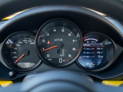Certified 2025 Porsche 718 Cayman GTS RWD image 17