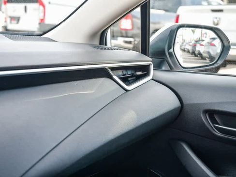 Used 2023 Toyota Corolla LE image 23