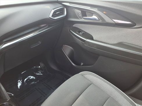 Used 2021 Chevrolet TrailBlazer LT AWD/4WD image 22