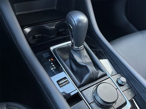 Used 2025 MAZDA MAZDA3 s image 24