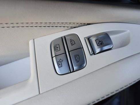 Used 2019 BMW X7 xDrive40i w/ Premium Package AWD/4WD image 44
