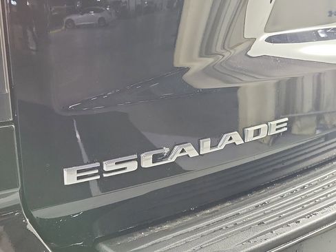 Certified 2026 Cadillac Escalade Sport w/ Touring Package AWD/4WD image 6