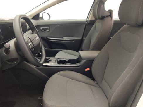 Used 2025 Kia K4 FWD image 17
