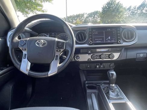 Used 2023 Toyota Tacoma SR5 RWD image 13