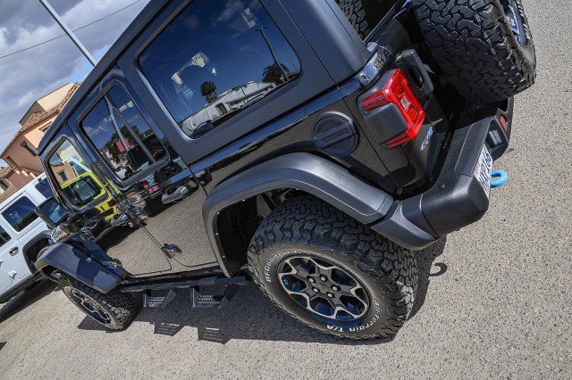 Used 2022 Jeep Wrangler Unlimited Rubicon 4xe w/ Steel Bumper Group AWD/4WD image 8