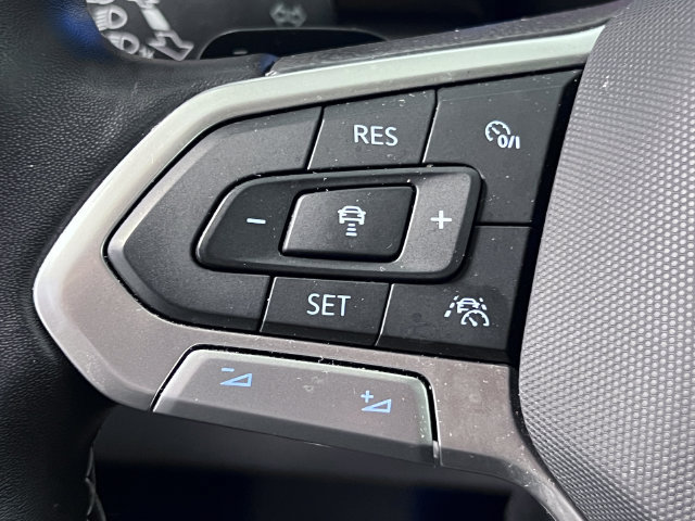 Certified 2024 Volkswagen Atlas SE FWD image 21