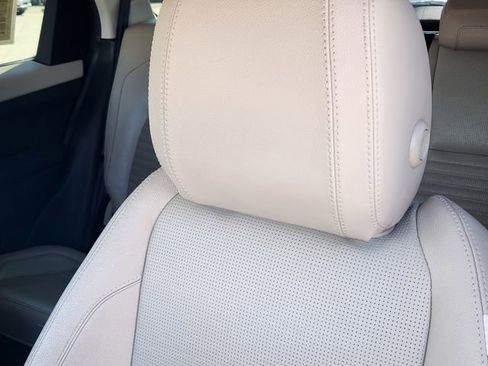 Used 2020 Land Rover Discovery Sport S AWD/4WD image 14