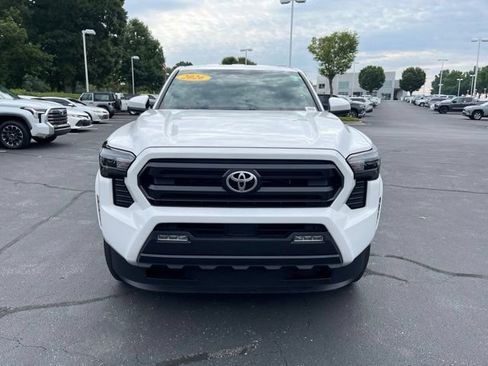 Used 2026 Toyota Tacoma SR5 RWD image 2