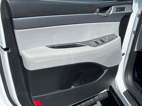 Used 2022 Hyundai Palisade SEL w/ Premium Package image 11