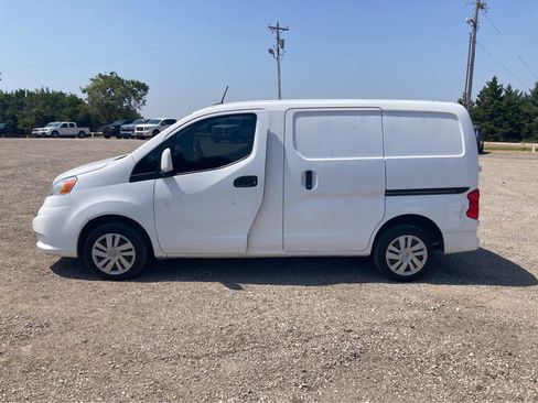 Used 2018 Nissan NV200 SV w/ Navigation Package FWD image 3