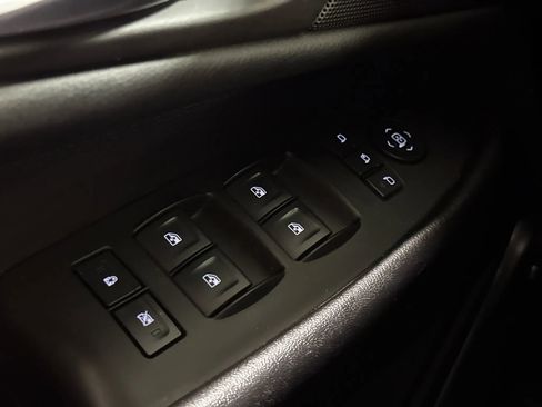 Used 2016 Cadillac Escalade Luxury image 38