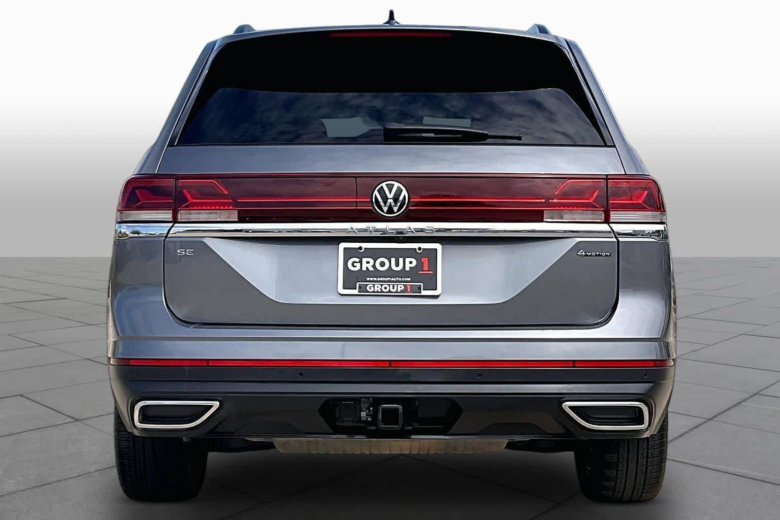 Used 2025 Volkswagen Atlas SE AWD/4WD image 5
