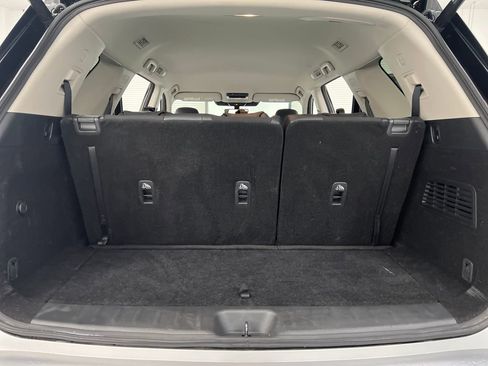 Used 2025 Nissan Pathfinder SL image 33