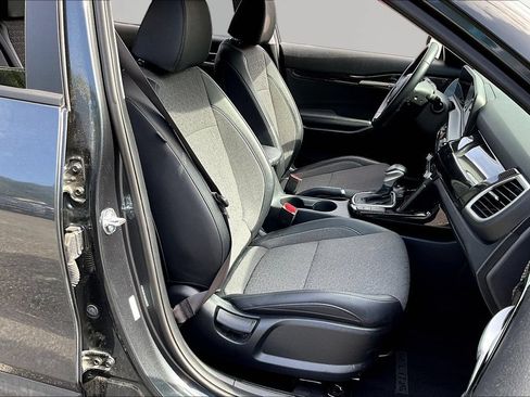 Used 2025 Kia Seltos S FWD image 28