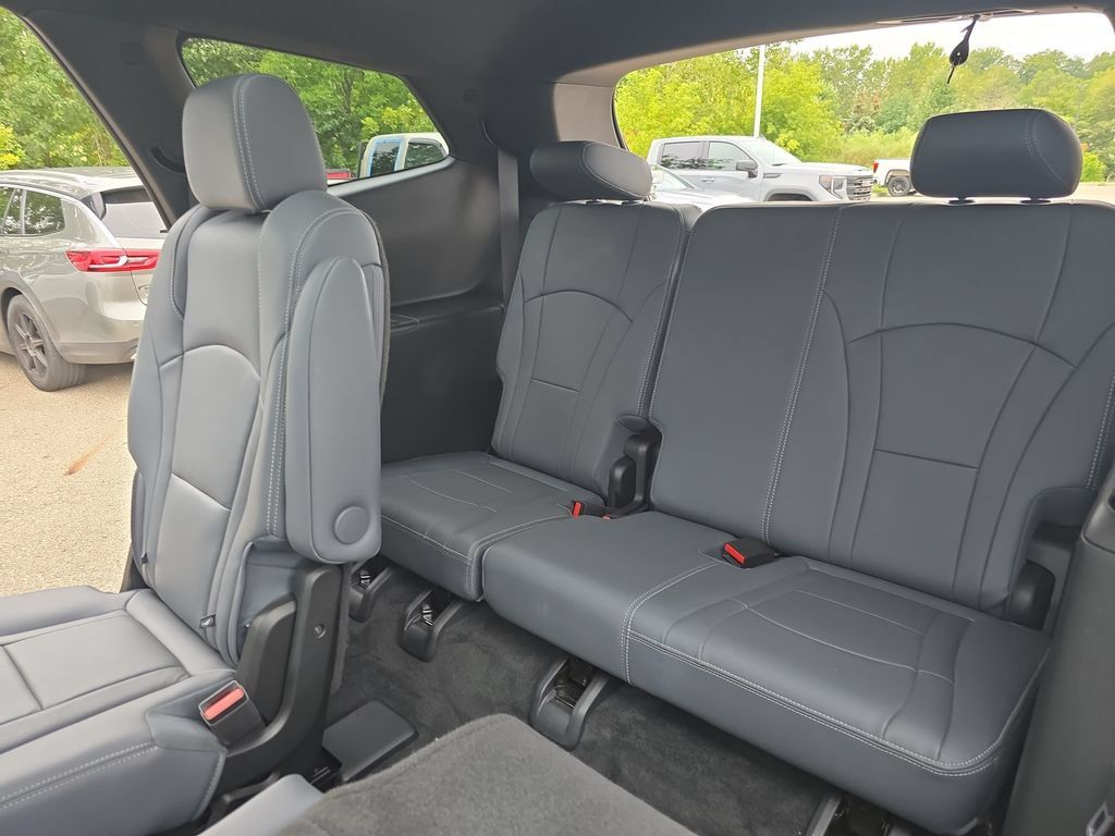 Certified 2023 Buick Enclave Essence w/ Experience Buick Package AWD/4WD image 16