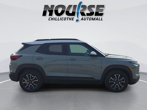Used 2024 Chevrolet TrailBlazer ACTIV w/ Driver Confidence Package FWD image 9