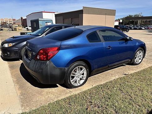 Used 2008 Nissan Altima 3.5 SE w/ Premium Pkg image 5