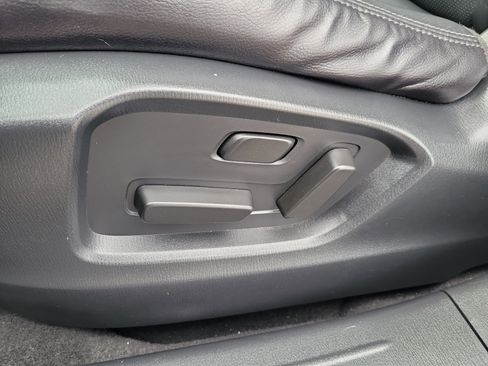 Used 2020 MAZDA CX-9 Touring image 17