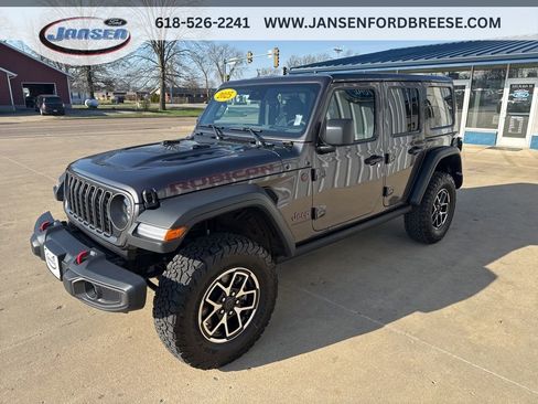 Used 2025 Jeep Wrangler Unlimited Rubicon image 3
