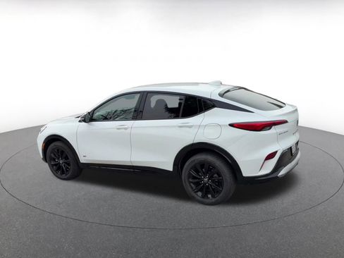 Used 2025 Buick Envista Sport Touring image 10