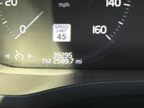 Used 2021 Volvo XC60 T5 Inscription w/ Climate Package AWD/4WD image 22