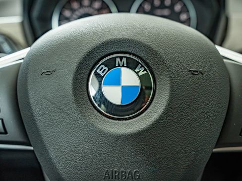 Used 2017 BMW X1 xDrive28i AWD/4WD image 22