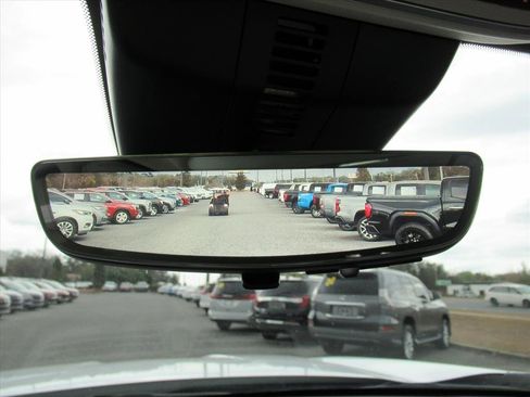 Used 2024 GMC Acadia Denali w/ Super Cruise Package image 27