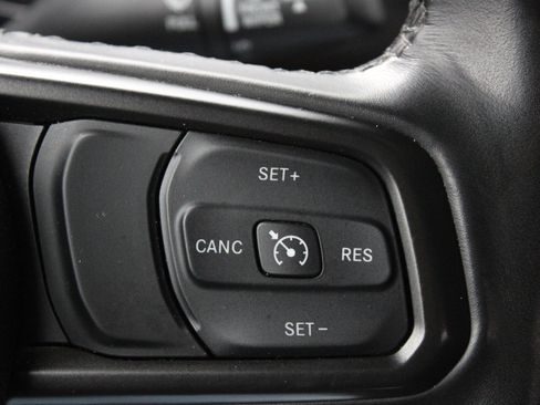 Used 2022 Jeep Gladiator Sport image 20