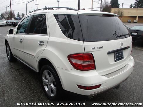 Used 2011 Mercedes-Benz ML 350 BlueTEC 4MATIC image 6