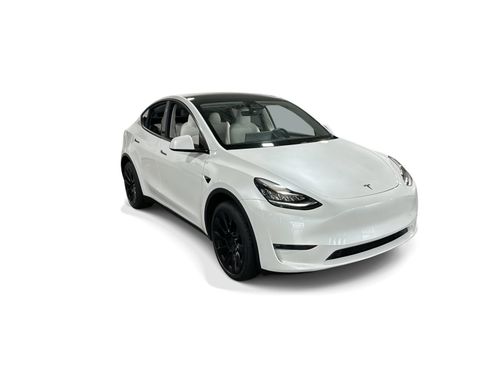 Certified 2023 Tesla Model Y AWD image 8