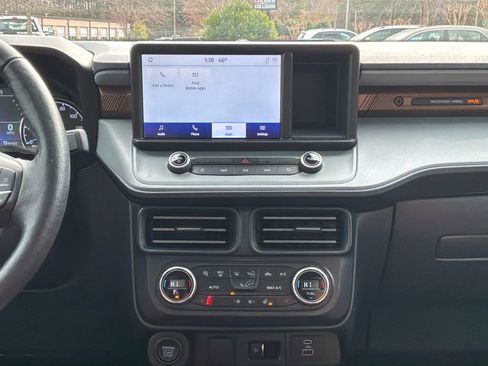 Used 2022 Ford Maverick Lariat w/ Lariat Luxury Package image 19