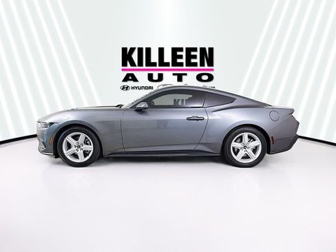 New 2026 Ford Mustang Coupe image 4