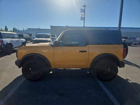 Certified 2022 Ford Bronco 2-Door AWD/4WD image 4