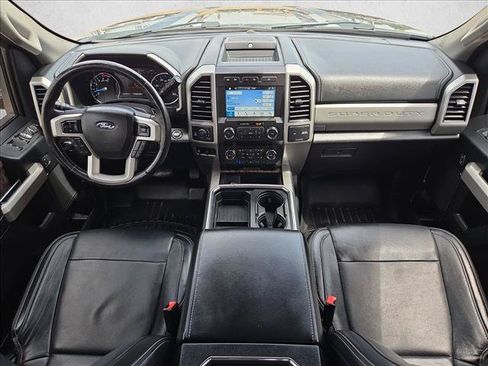 Used 2019 Ford F250 Lariat w/ Lariat Ultimate Package AWD/4WD image 17