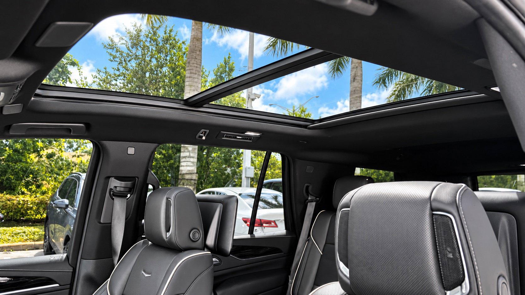 Used 2021 Cadillac Escalade Sport w/ Driver Assist Tech Package RWD image 9
