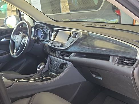 Used 2020 Buick Envision Essence FWD image 29