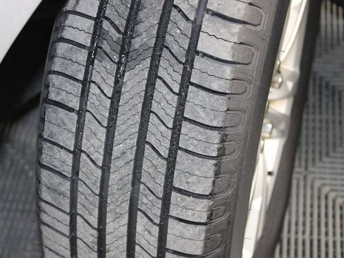 Used 2017 Chevrolet Equinox LS image 22