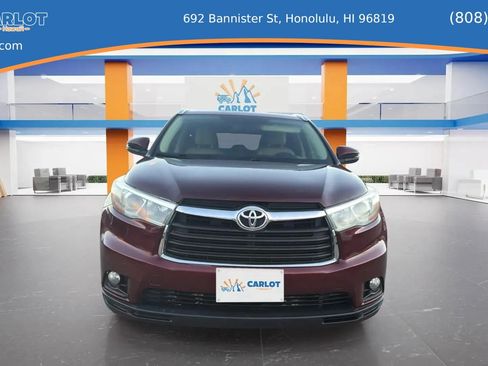 Used 2015 Toyota Highlander XLE FWD image 8