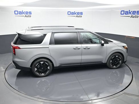 New 2026 Kia Carnival EX FWD image 53