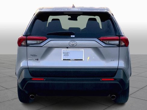 Used 2024 Toyota RAV4 LE image 5