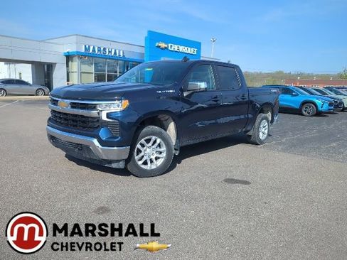 Used 2022 Chevrolet Silverado 1500 LT image 1