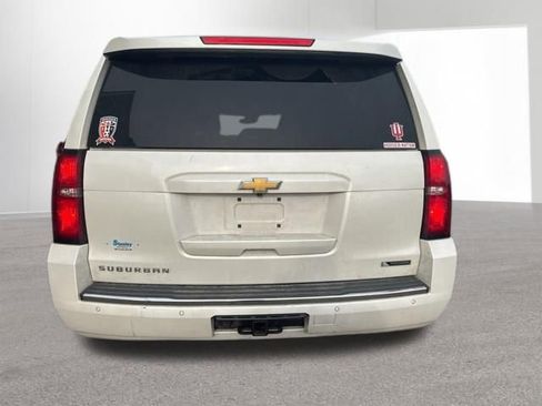 Used 2018 Chevrolet Suburban Premier AWD/4WD image 5