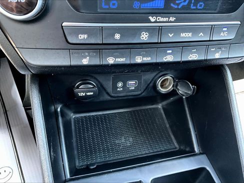 Used 2021 Hyundai Tucson SEL AWD/4WD image 16