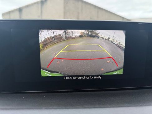 Used 2023 MAZDA MAZDA3 s image 23