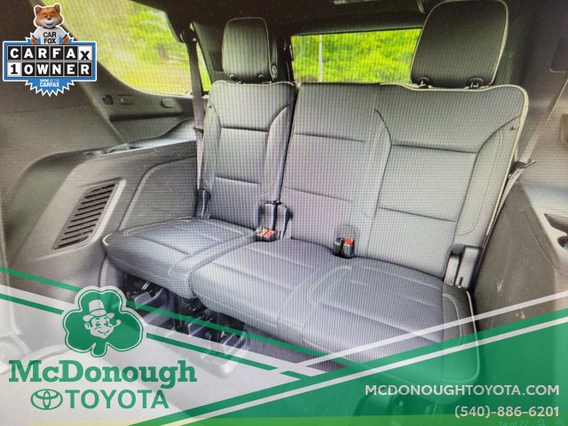 Used 2024 GMC Yukon SLT AWD/4WD image 14