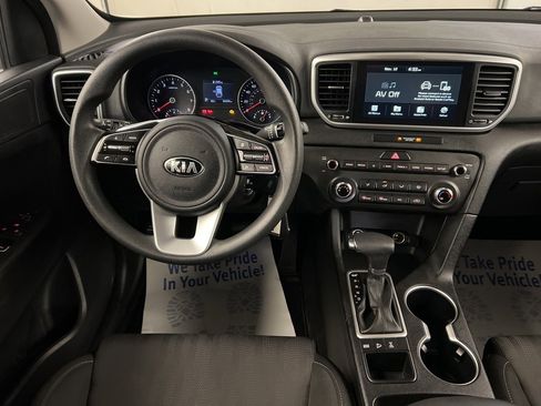 Used 2021 Kia Sportage LX image 8